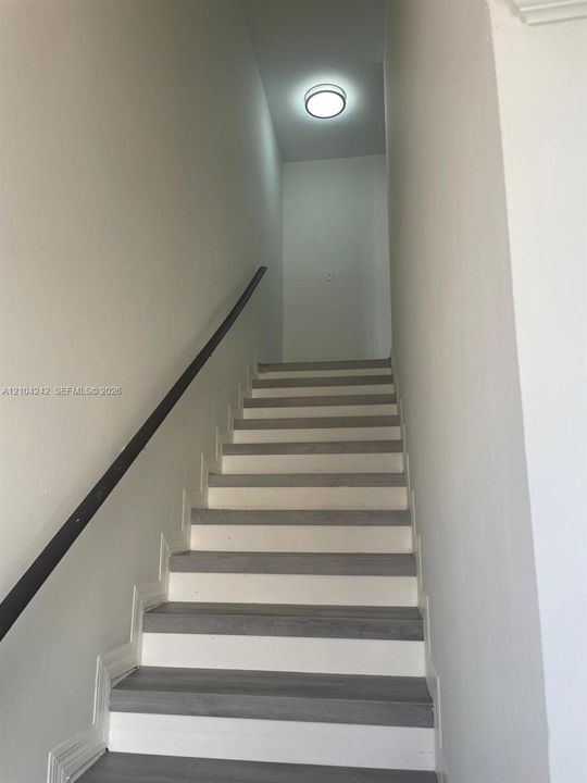 En Renta: $2,650 (3 camas, 2 baños, 1084 Pies cuadrados)