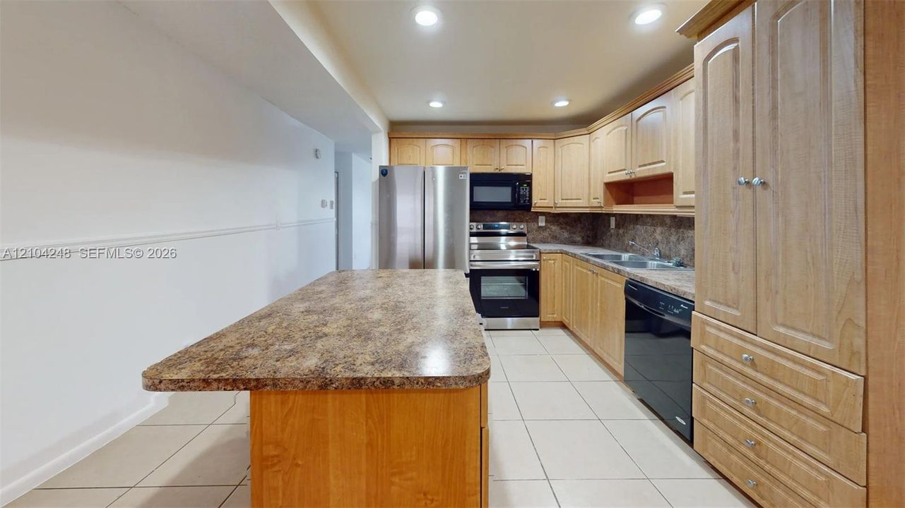 En Renta: $2,600 (3 camas, 2 baños, 1522 Pies cuadrados)