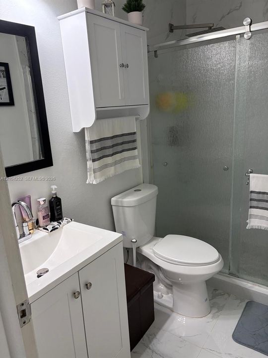 For Sale: $550,000 (3 beds, 2 baths, 1236 Square Feet)