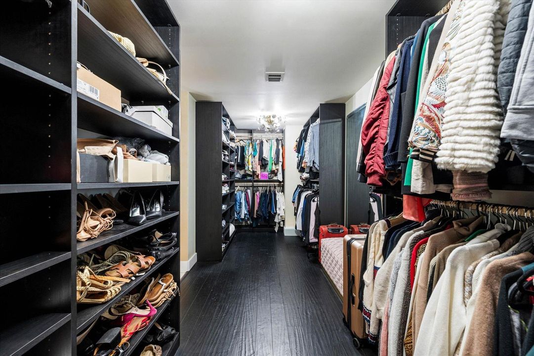 Primary Walk in Closet