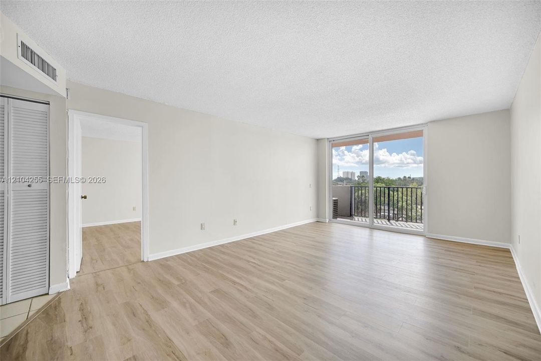 En Venta: $119,000 (1 camas, 1 baños, 808 Pies cuadrados)