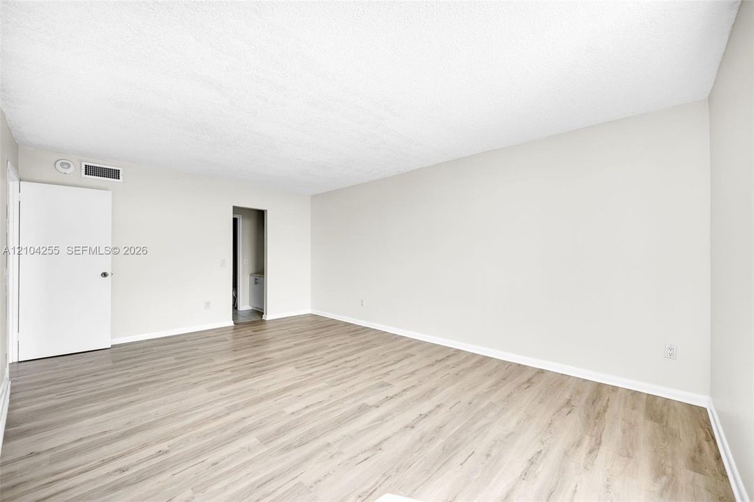 En Venta: $119,000 (1 camas, 1 baños, 808 Pies cuadrados)