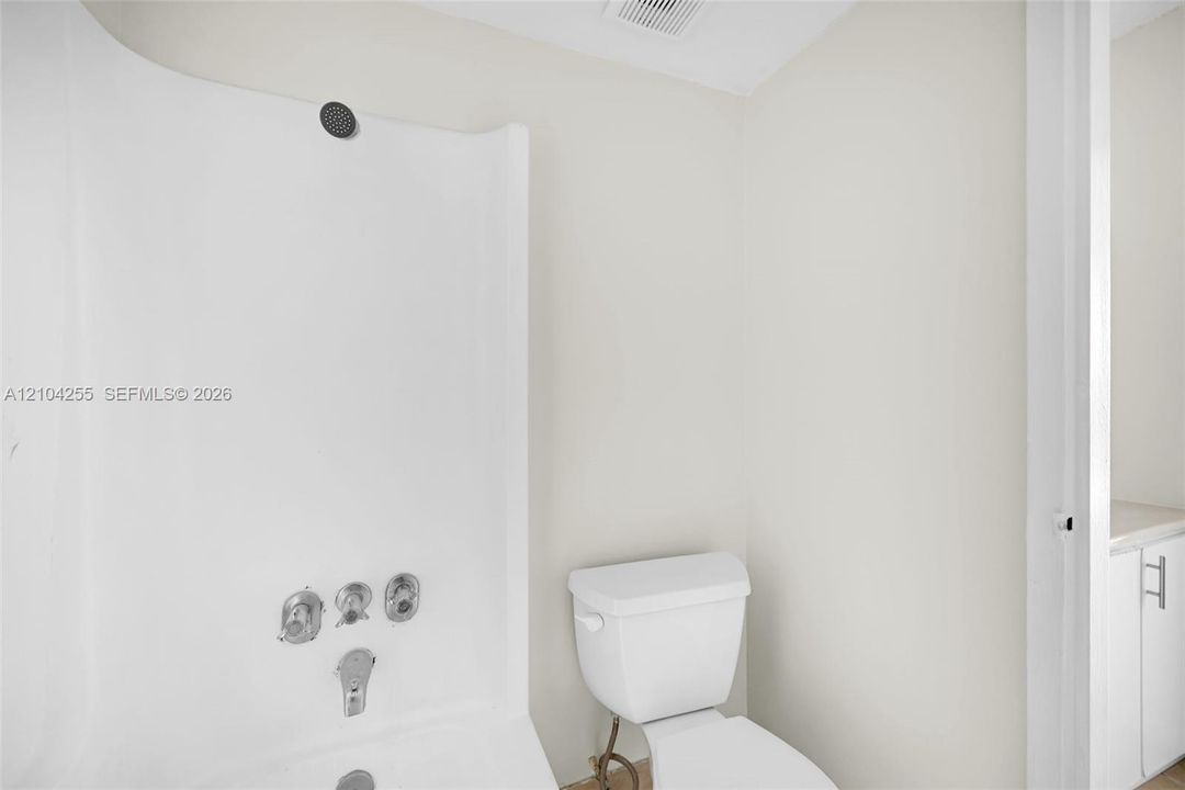 En Venta: $119,000 (1 camas, 1 baños, 808 Pies cuadrados)