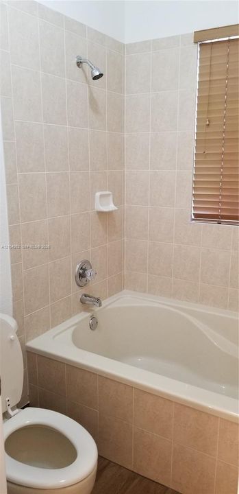 For Rent: $3,100 (3 beds, 3 baths, 1462 Square Feet)