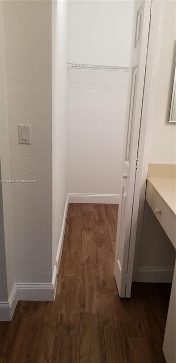 For Rent: $3,100 (3 beds, 3 baths, 1462 Square Feet)