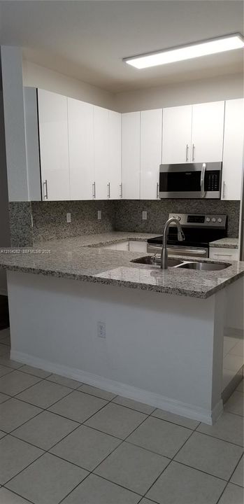 For Rent: $3,100 (3 beds, 3 baths, 1462 Square Feet)