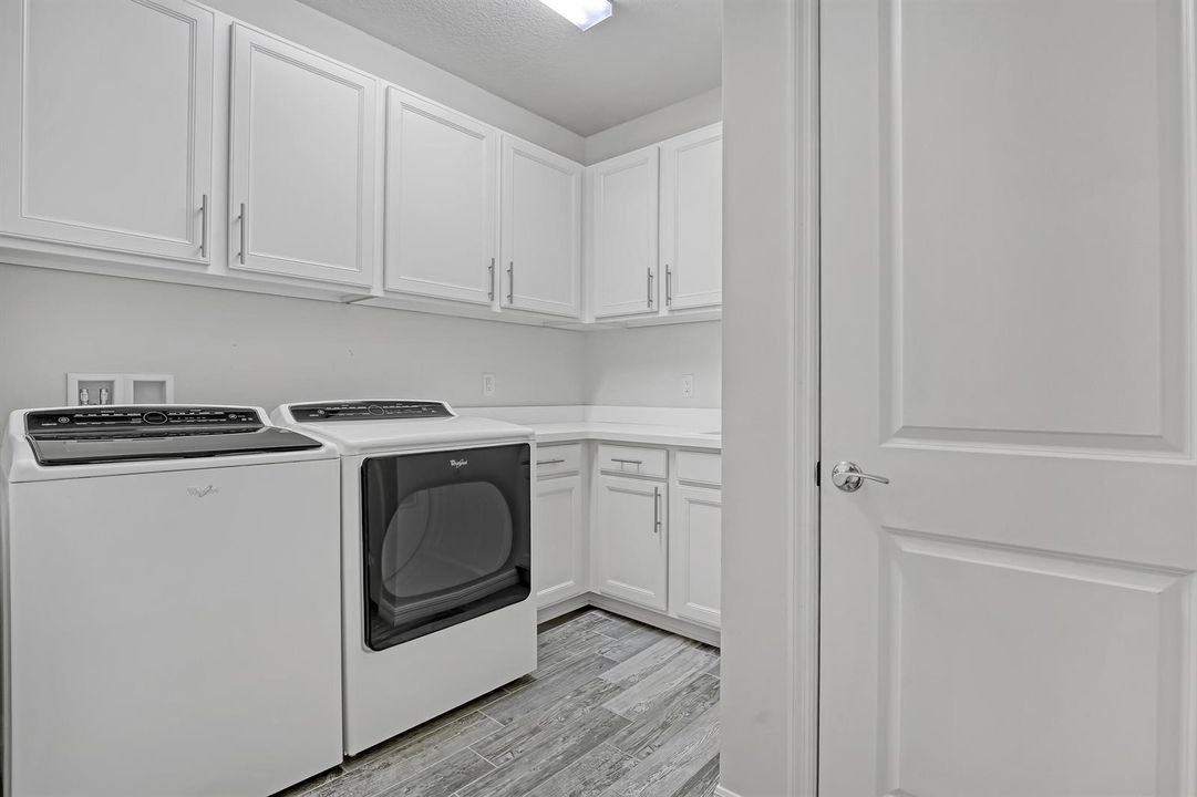 238 SE Longview (18)