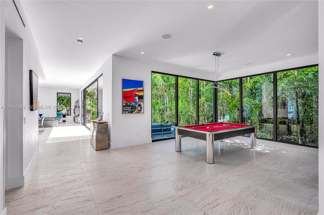 En Venta: $4,475,000 (5 camas, 5 baños, 4650 Pies cuadrados)