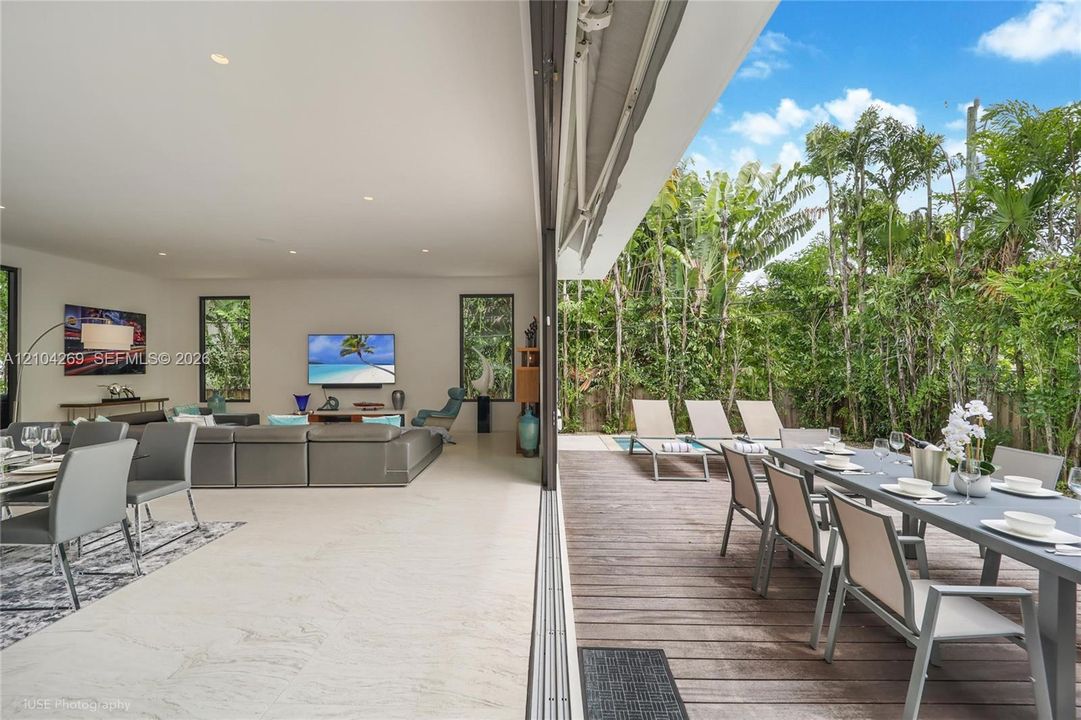 En Venta: $4,475,000 (5 camas, 5 baños, 4650 Pies cuadrados)