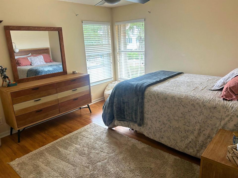 Office/ Bedroom