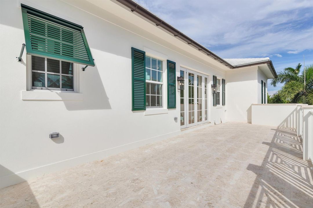 21 - Master Balcony 2