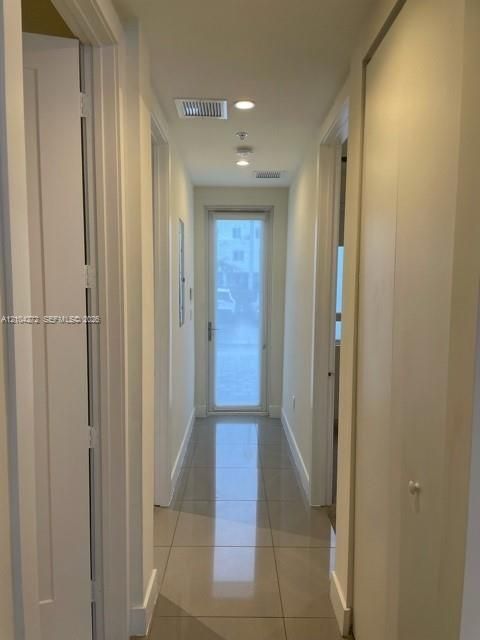 For Rent: $3,350 (3 beds, 2 baths, 1360 Square Feet)