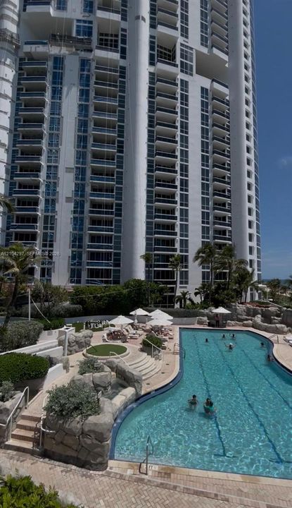 En Venta: $320,000 (0 camas, 1 baños, 664 Pies cuadrados)