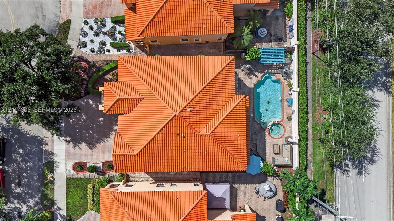 En Venta: $943,000 (5 camas, 4 baños, 3403 Pies cuadrados)