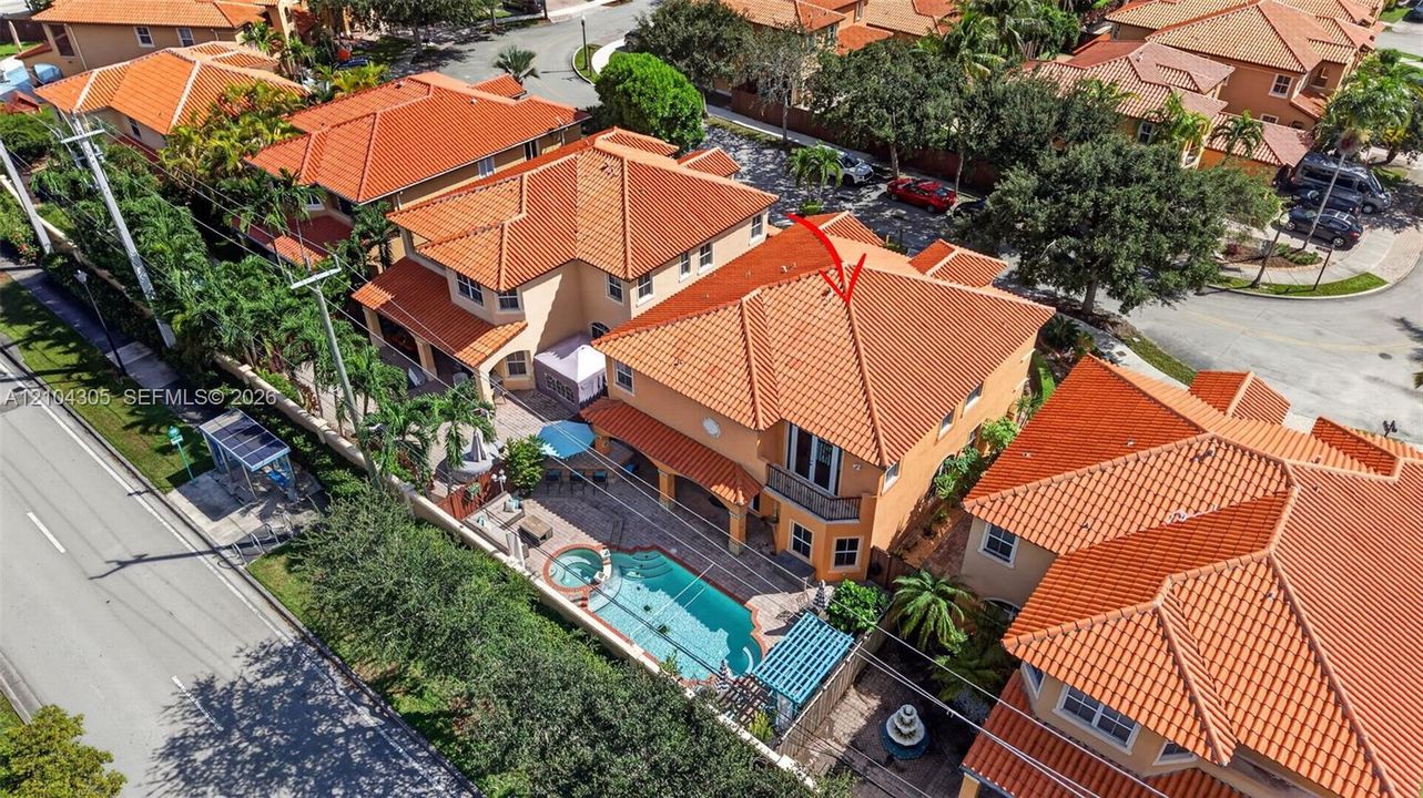 En Venta: $943,000 (5 camas, 4 baños, 3403 Pies cuadrados)