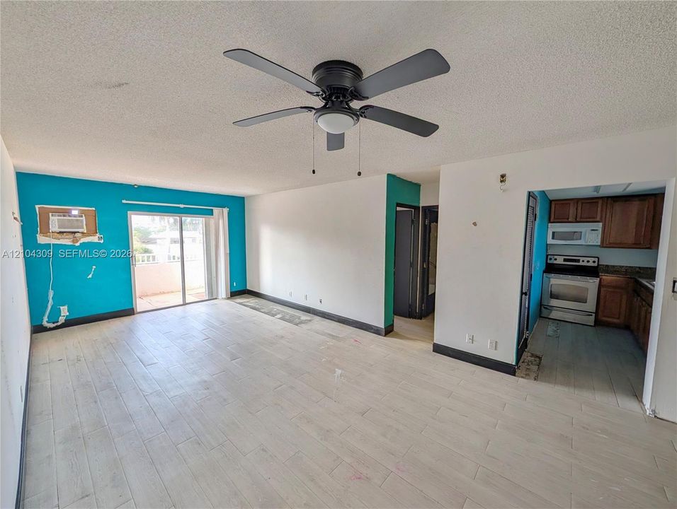 En Venta: $114,900 (1 camas, 1 baños, 650 Pies cuadrados)