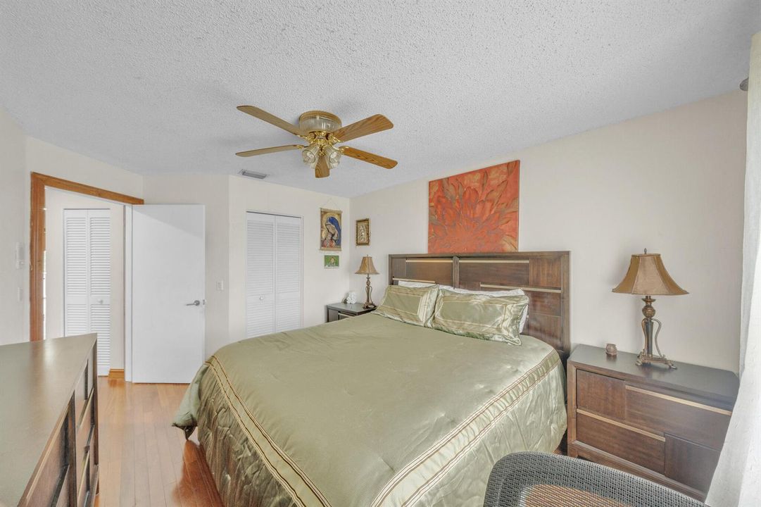 23 Guest Bedroom B (2)
