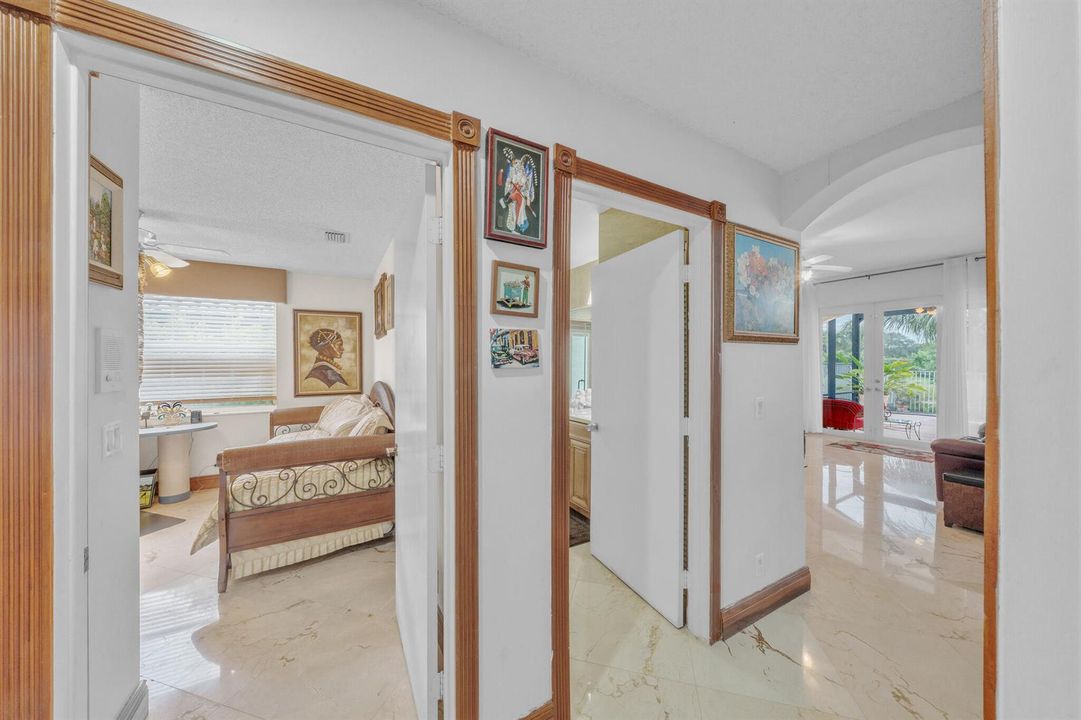 17 Foyer (1)