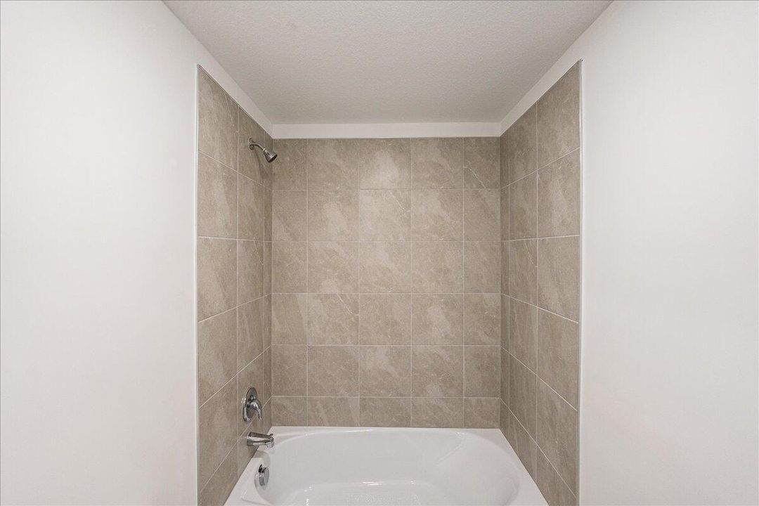 25-6362 Windwood-0108