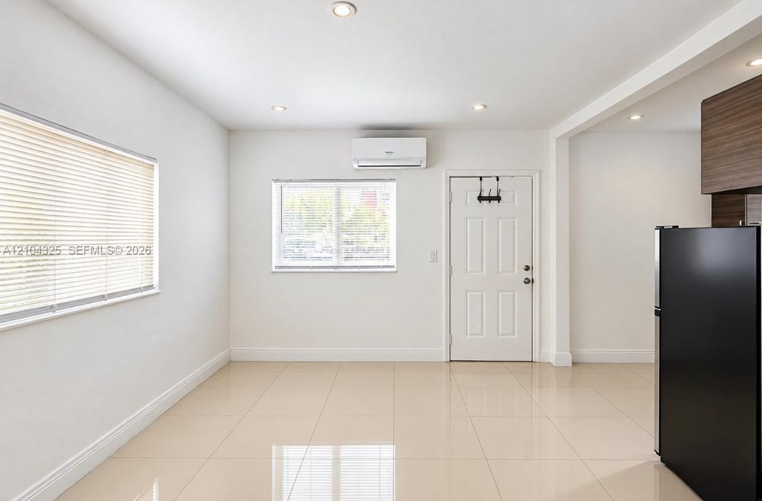 En Renta: $1,400 (0 camas, 1 baños, 0 Pies cuadrados)