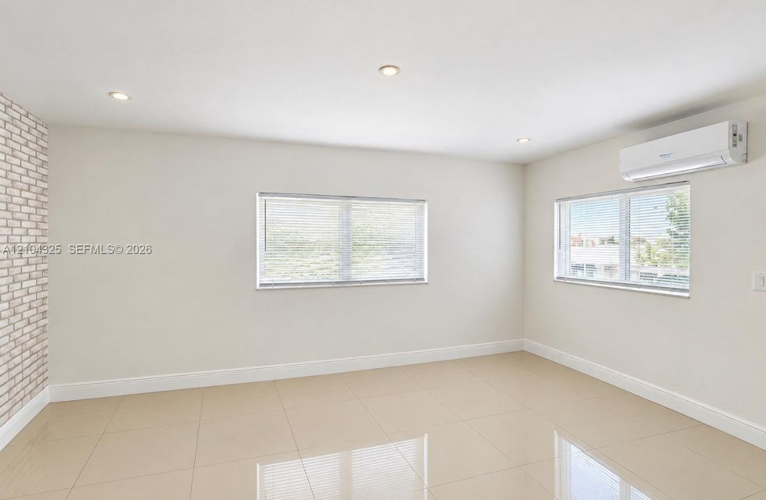 En Renta: $1,400 (0 camas, 1 baños, 0 Pies cuadrados)