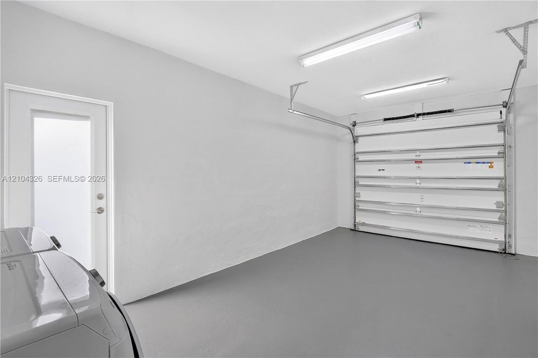 На продажу: $1,150,000 (2 спален, 1 ванн, 1278 Квадратных фут)