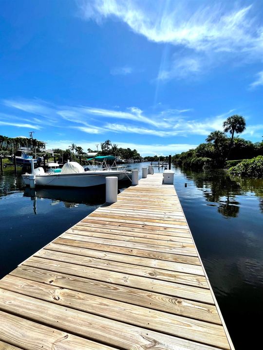 River Key docks