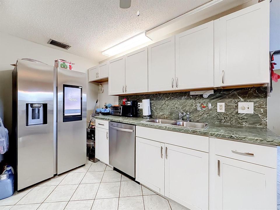 3440 Rossi Court-41