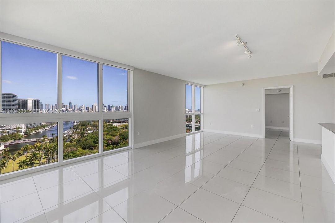 En Renta: $3,499 (3 camas, 3 baños, 1429 Pies cuadrados)