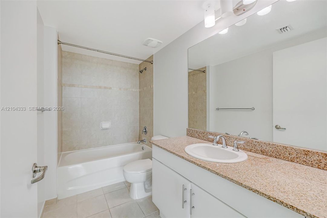 En Renta: $3,499 (3 camas, 3 baños, 1429 Pies cuadrados)