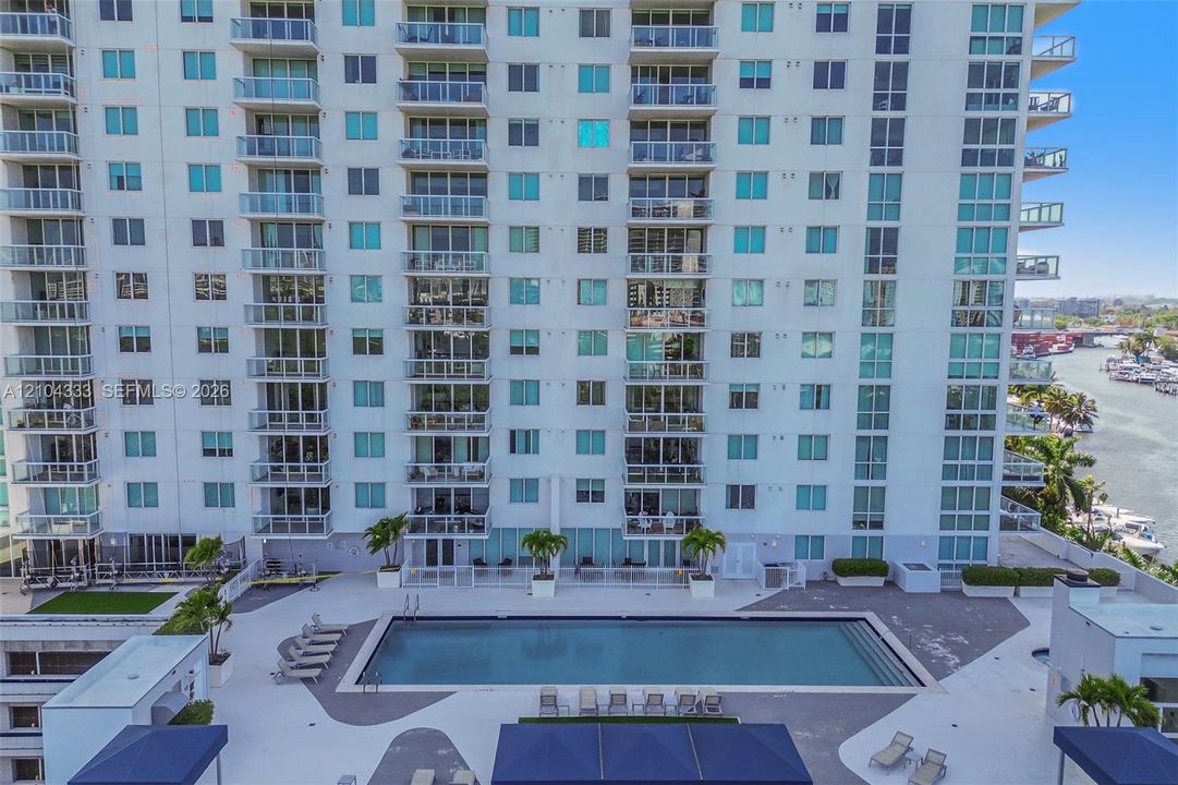 En Renta: $3,499 (3 camas, 3 baños, 1429 Pies cuadrados)