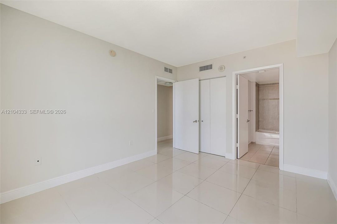 En Renta: $3,499 (3 camas, 3 baños, 1429 Pies cuadrados)