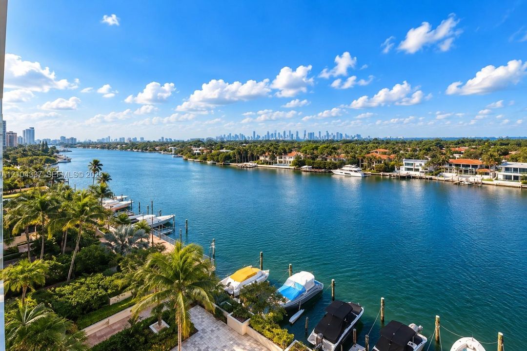 На продажу: $1,175,000 (2 спален, 2 ванн, 1660 Квадратных фут)