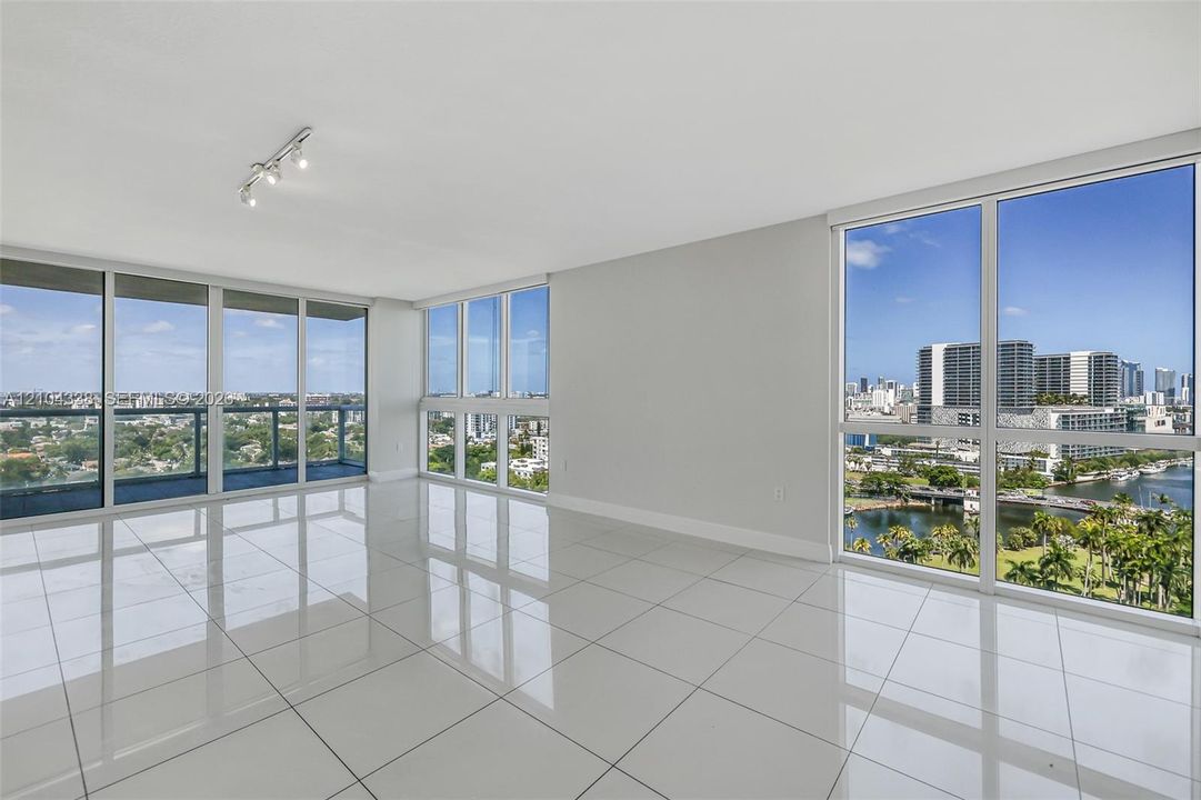 For Rent: $3,599 (3 beds, 3 baths, 1429 Square Feet)