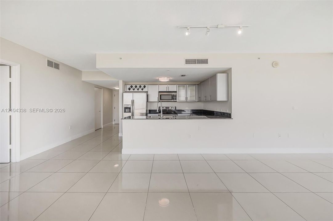 For Rent: $3,599 (3 beds, 3 baths, 1429 Square Feet)