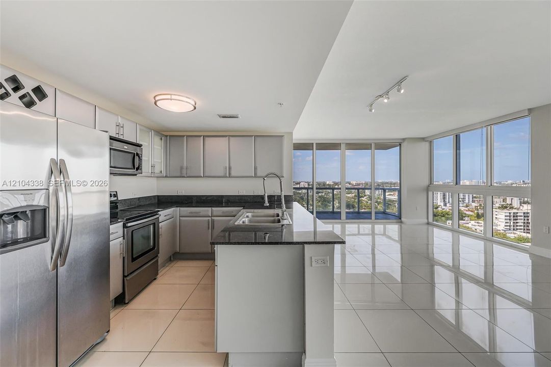 For Rent: $3,599 (3 beds, 3 baths, 1429 Square Feet)
