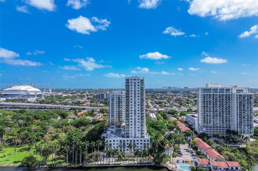 For Rent: $3,599 (3 beds, 3 baths, 1429 Square Feet)