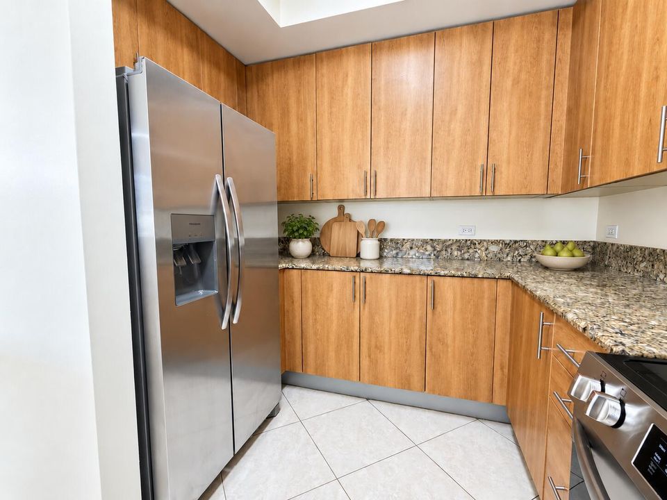 Sage and oak kitchen corner styling-2