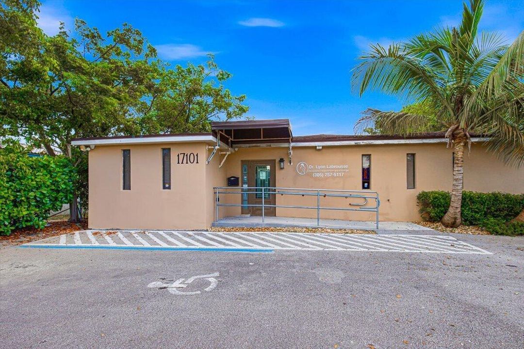 04-Front Office-D