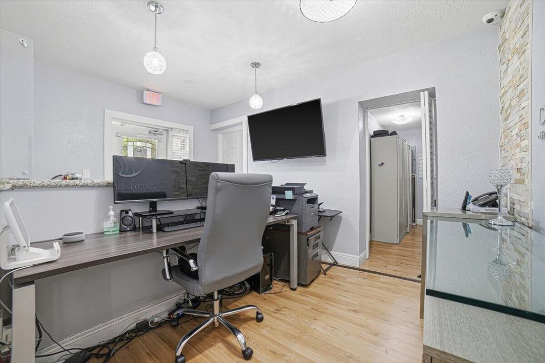 15-Reception Area