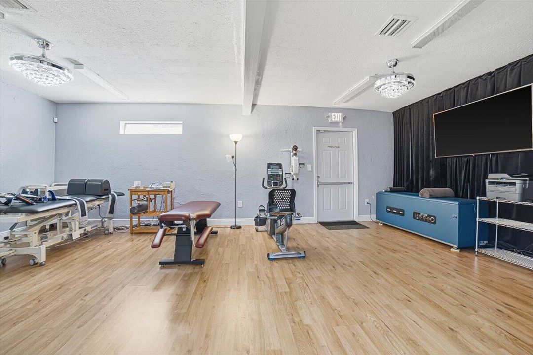 21-Physical Therapy Room