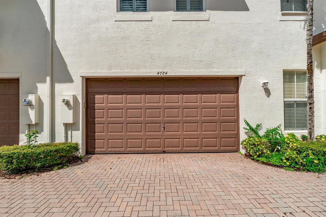 2 Car Garage