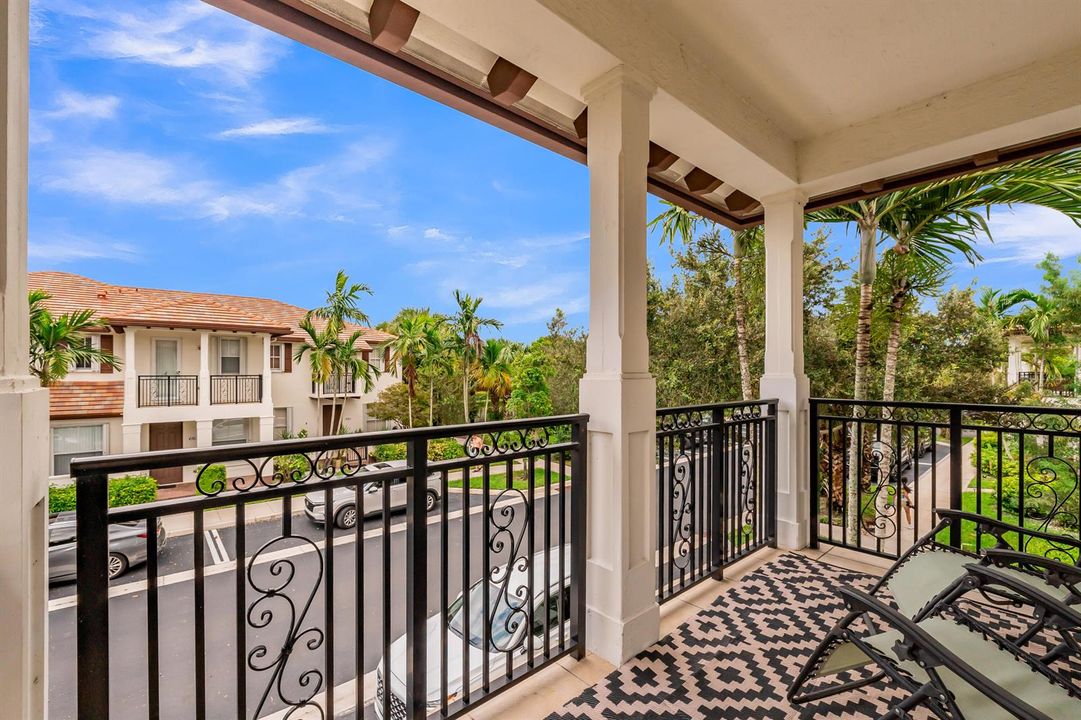 2nd Floor Open balcony