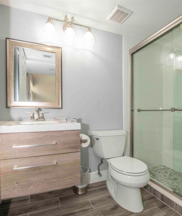 Bathroom 1st floor