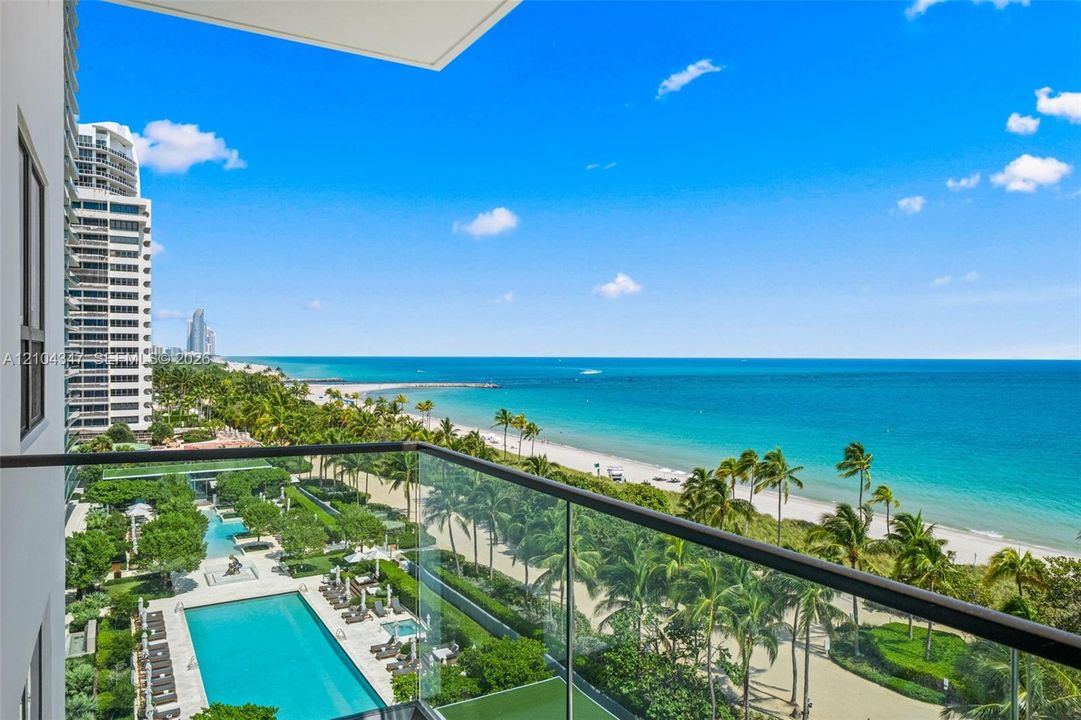 For Sale: $1,550,000 (2 beds, 2 baths, 1356 Square Feet)