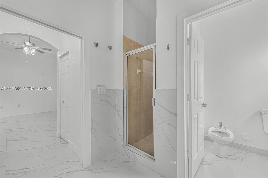 На продажу: $599,000 (5 спален, 3 ванн, 2732 Квадратных фут)