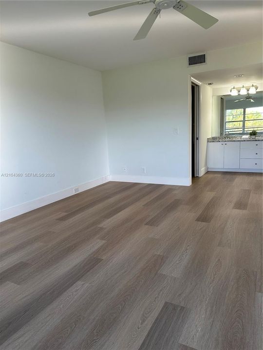 For Rent: $2,650 (2 beds, 2 baths, 1507 Square Feet)