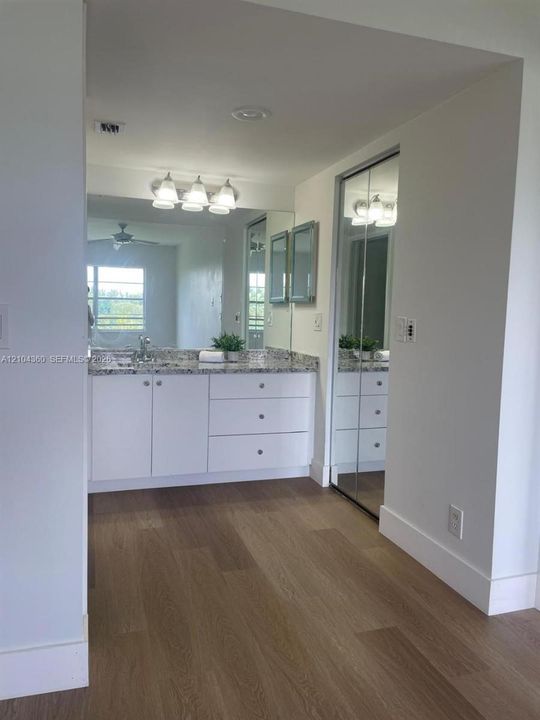 For Rent: $2,650 (2 beds, 2 baths, 1507 Square Feet)