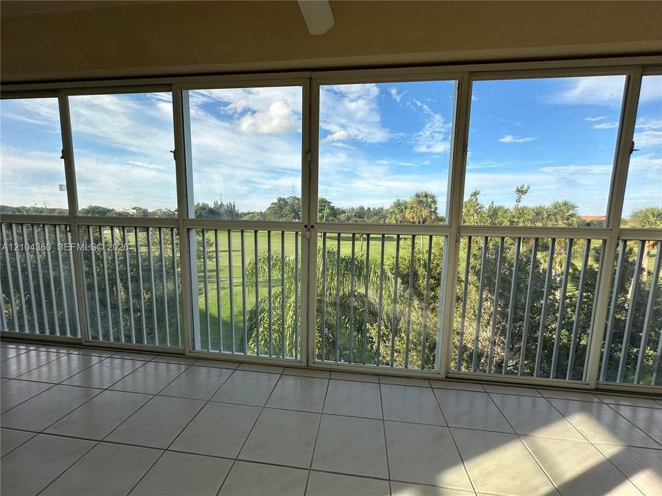 For Rent: $2,650 (2 beds, 2 baths, 1507 Square Feet)