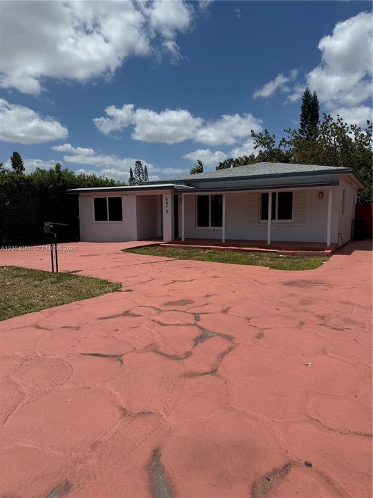 En Renta: $3,800 (3 camas, 3 baños, 1676 Pies cuadrados)